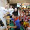 上海迪士尼度假区向儿童普及水中安全教育